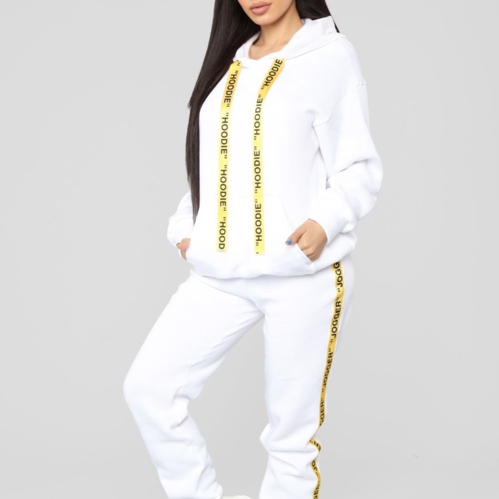 Hoodie Jogger Set 🚧